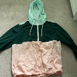 Tri-color windbreaker